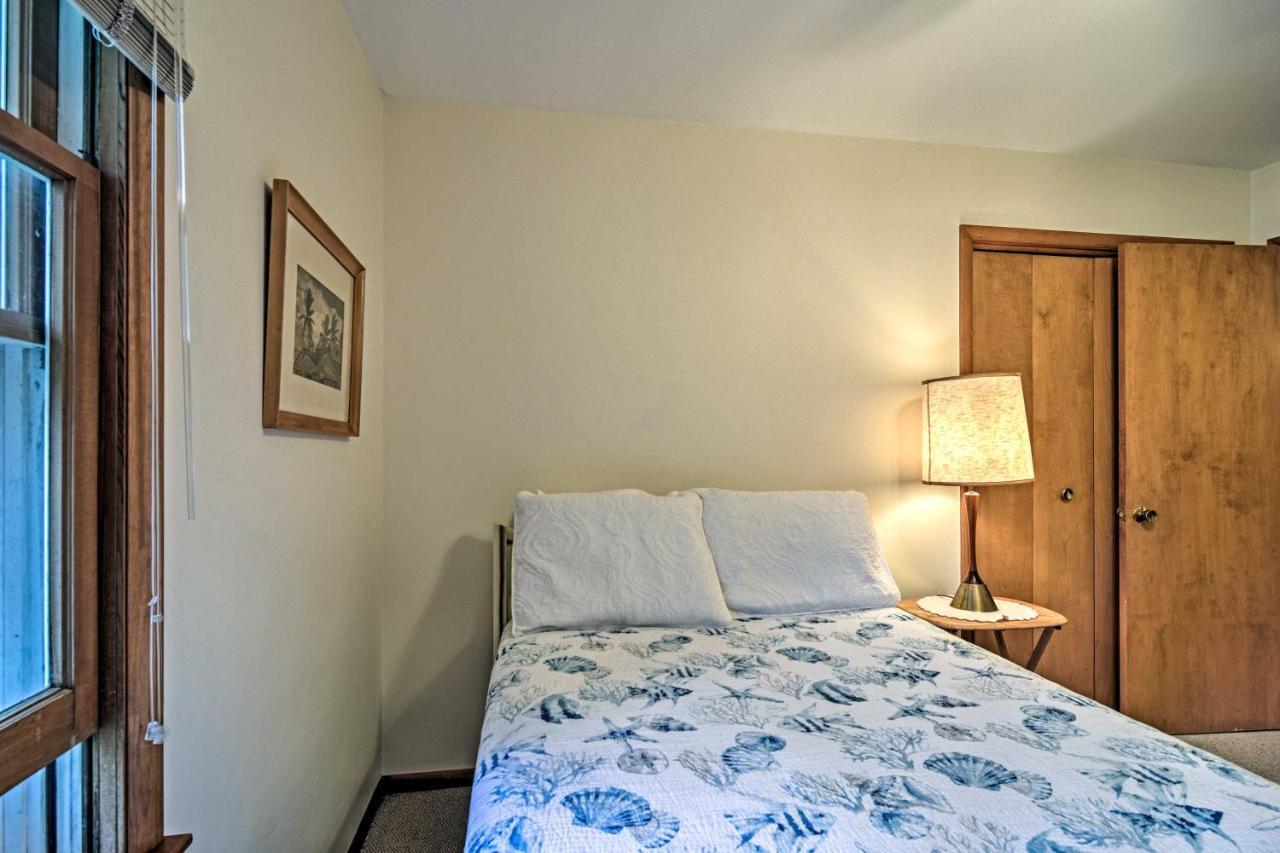 Lake Huron House With Grill And Beach Access! East Tawas Екстер'єр фото